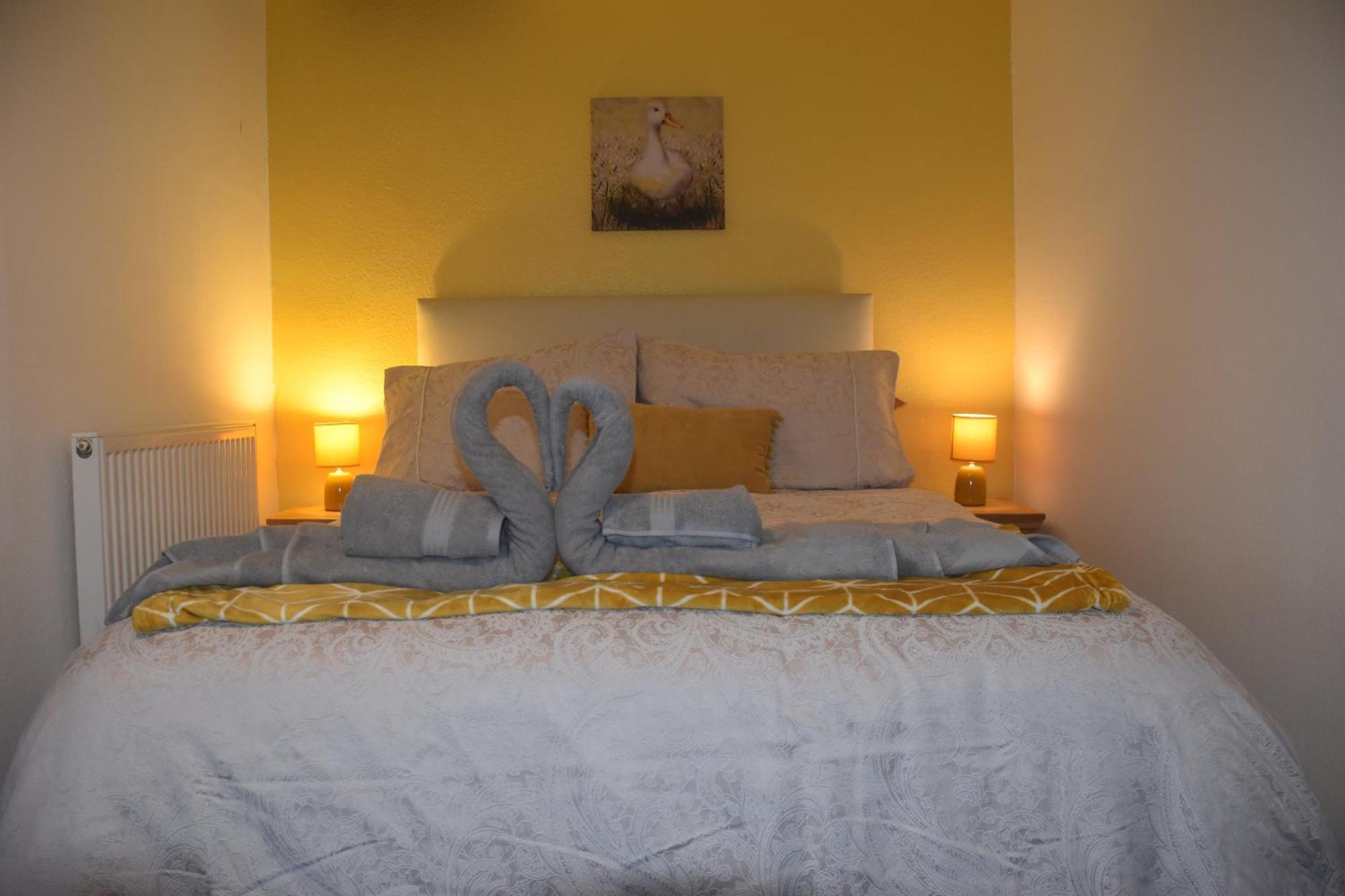 Old Silent Inn Haworth Room photo