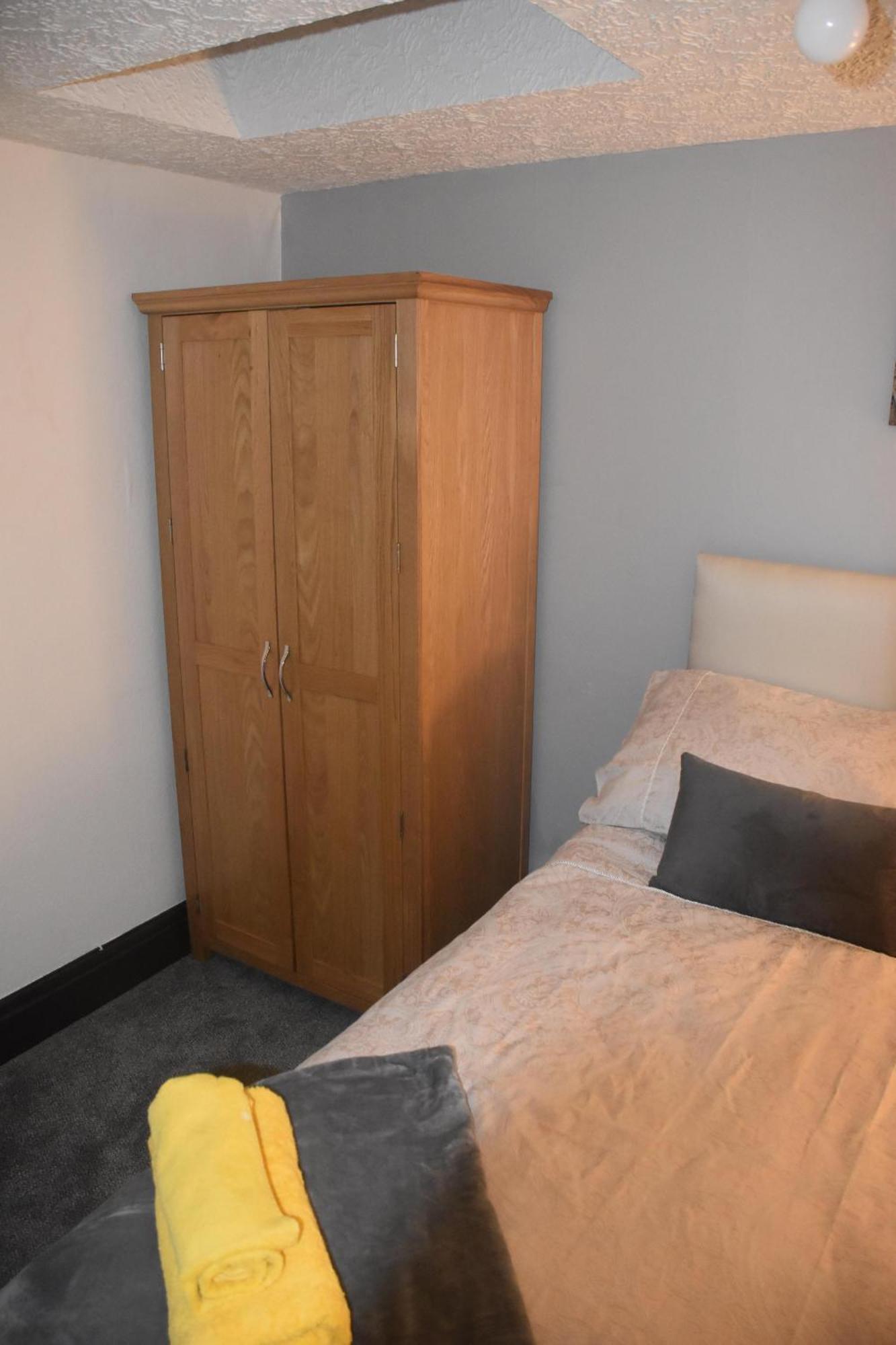 Old Silent Inn Haworth Room photo
